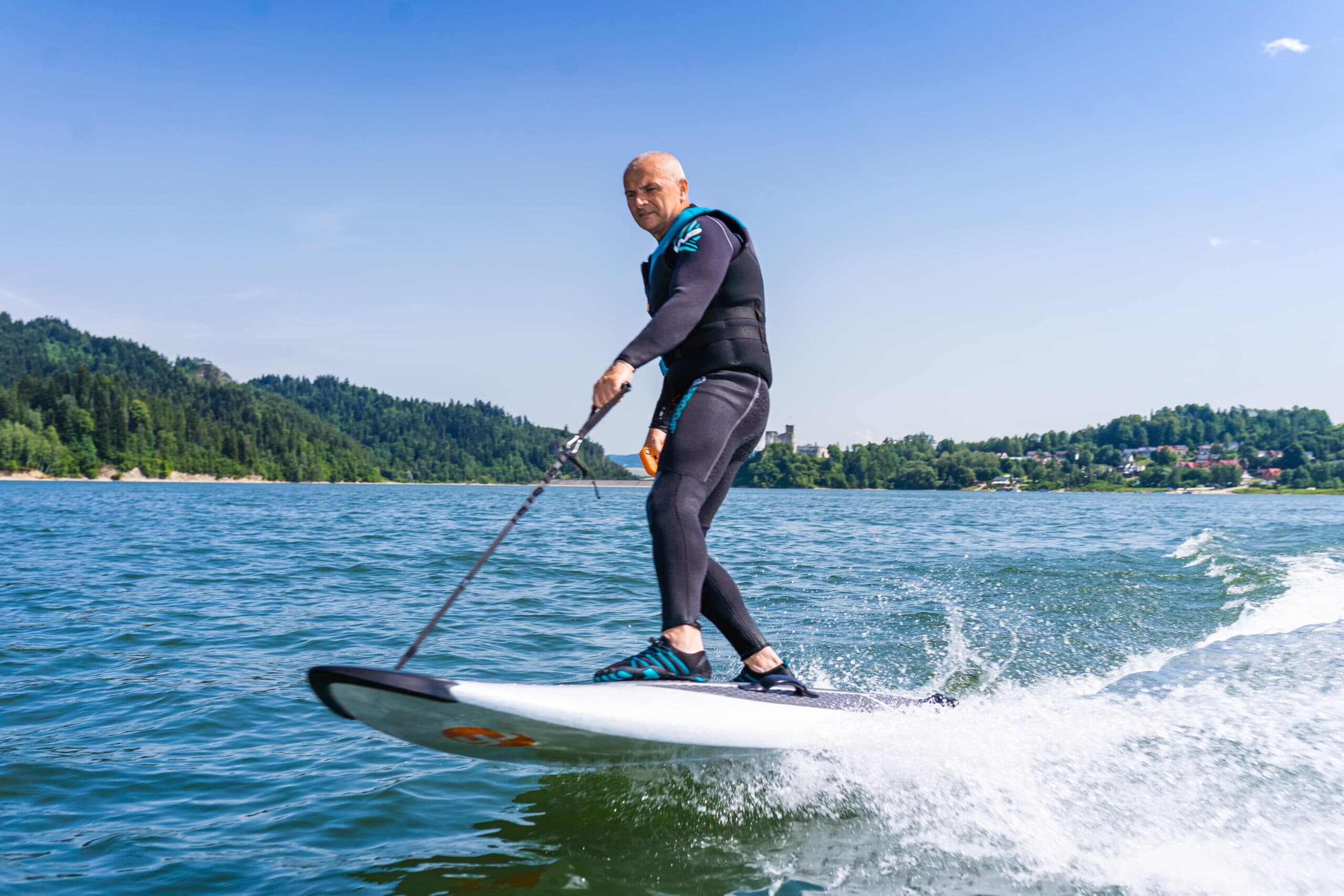 Jet Board – elektryczna deska surfingowa w Niedzicy
